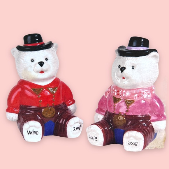 Winn Dixie 2008 Collectible Winn and Dixie Salt & Pepper Shakers. New in box. - Picture 6 of 7